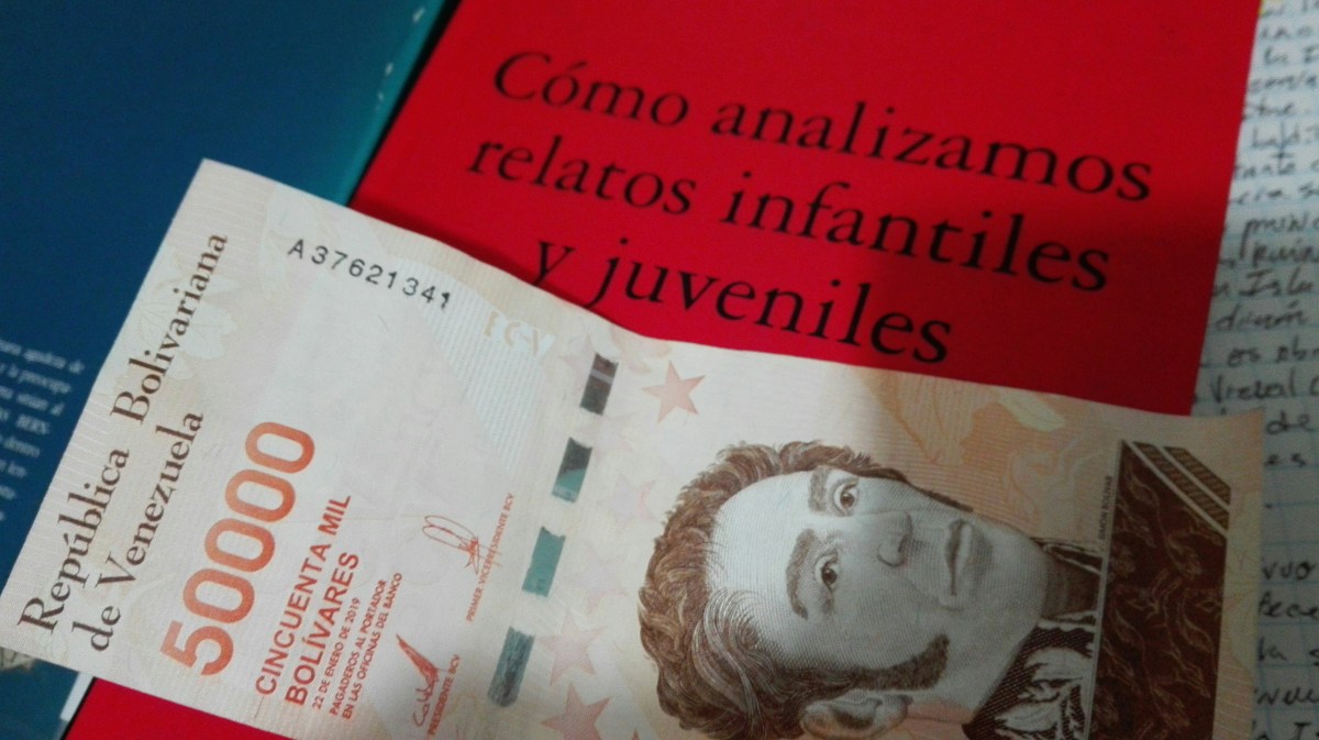 Aires de familia: cómo nos acostumbramos a los billetes de&nbsp;monopolio